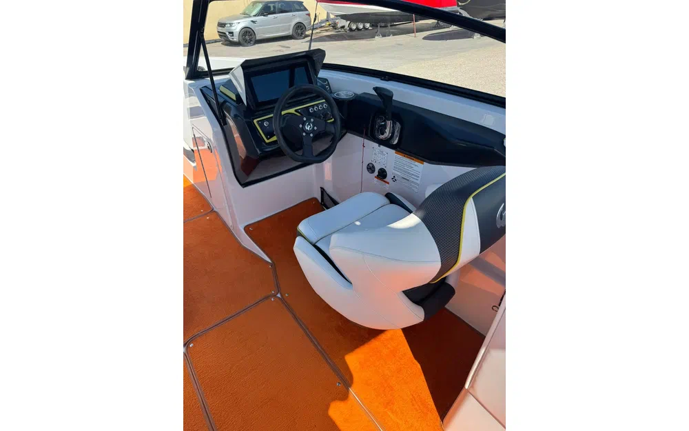 slider 5 Scarab Boats Wake 255