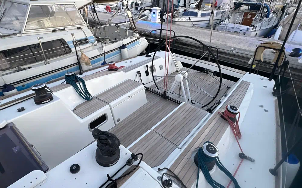slider 12 Beneteau First 40