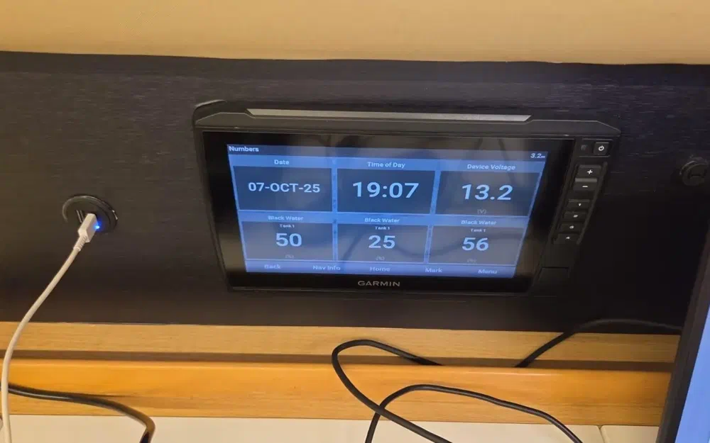 slider 26 Beneteau First 40