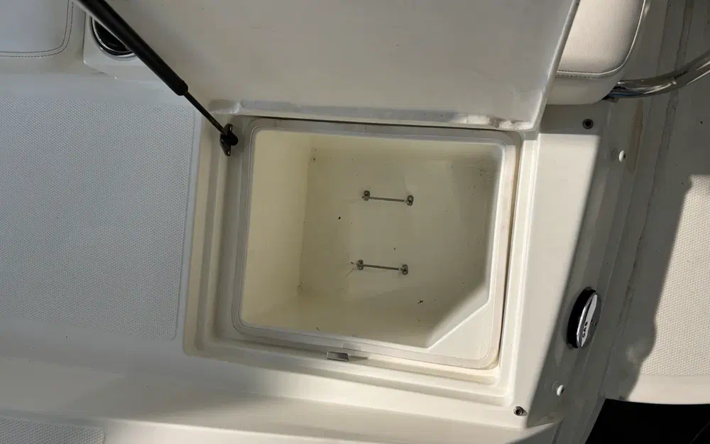 slider 16 Sea Ray 220 Sunsport