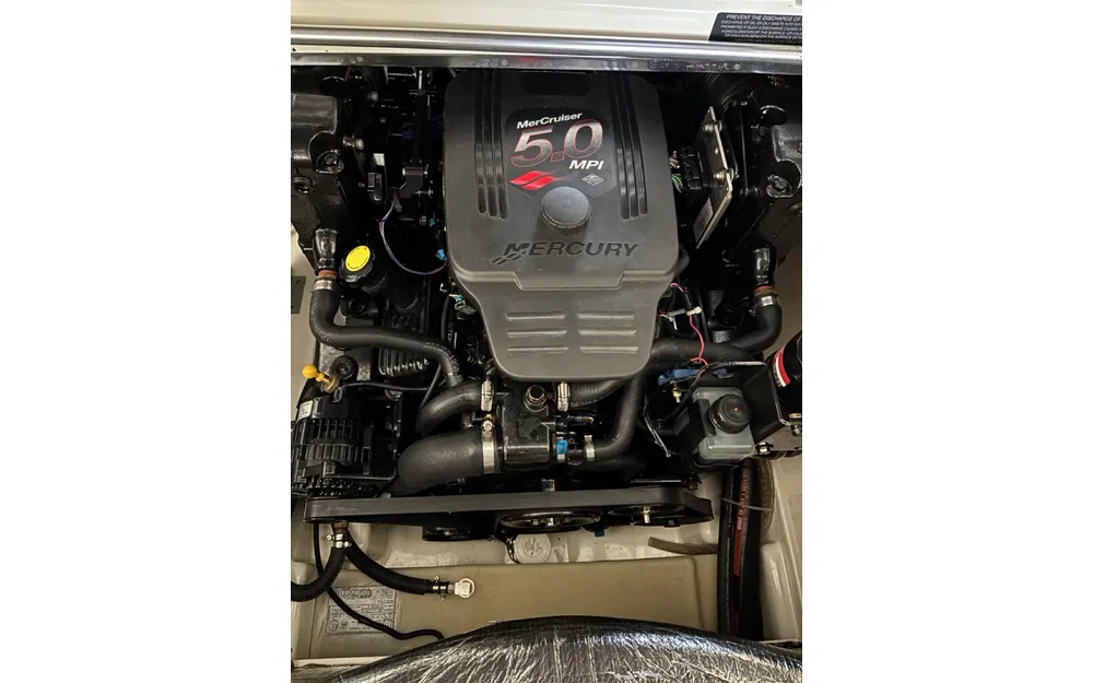 slider 5 Sea Ray 220 Sunsport