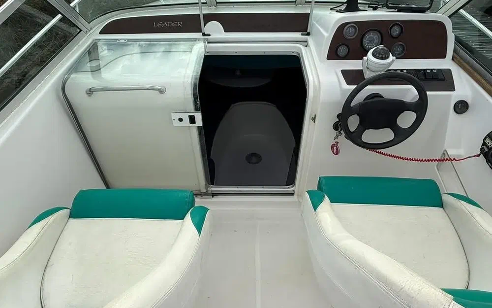 slider 6 Jeanneau Leader 705