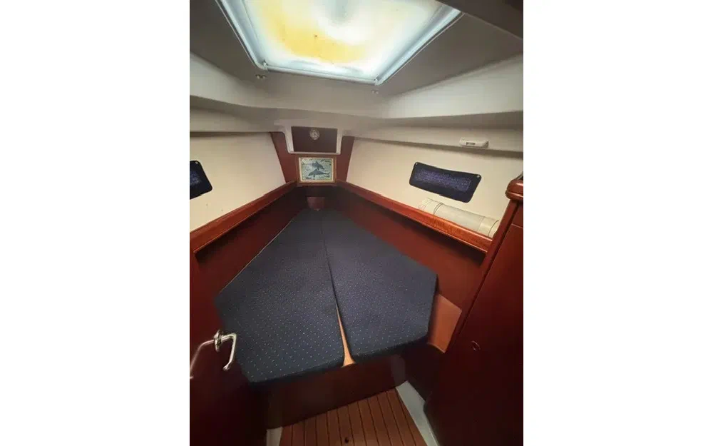 slider 13 Beneteau Oceanis 373