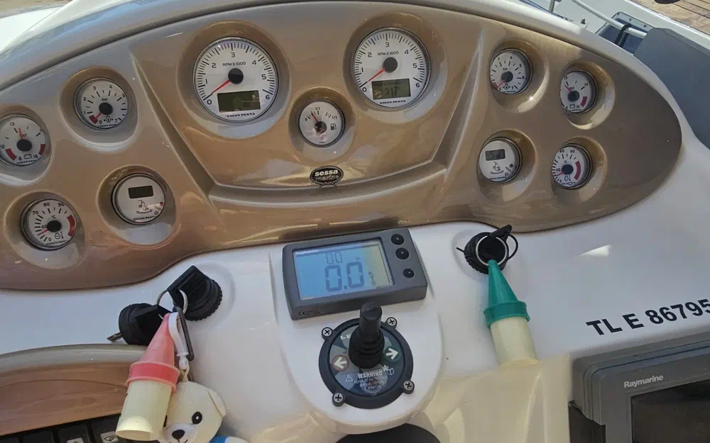 slider 15 Sessa Marine C32