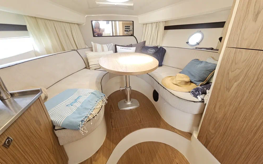 slider 16 Sessa Marine C32