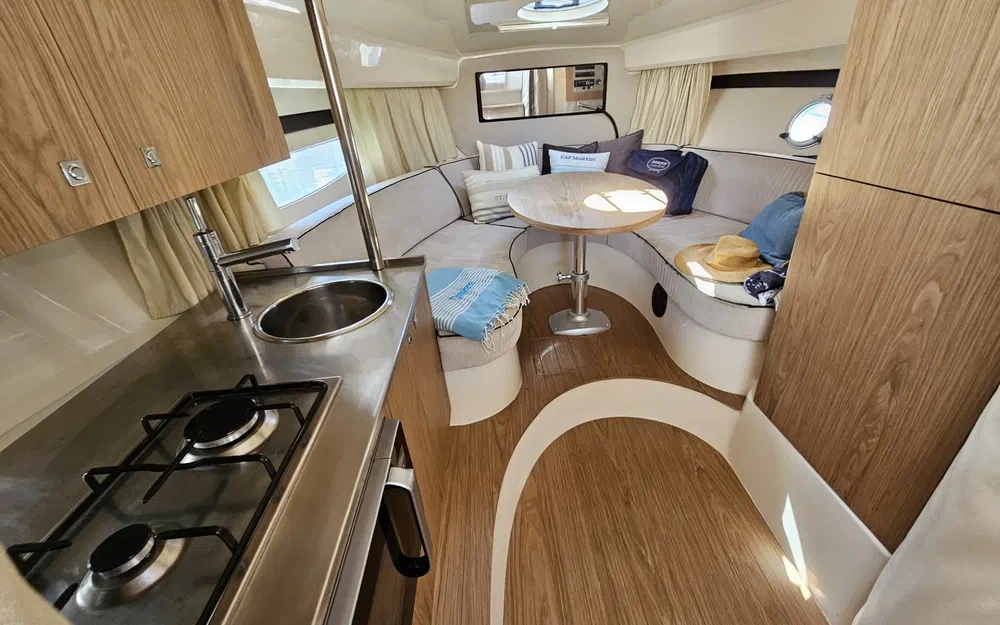 slider 17 Sessa Marine C32