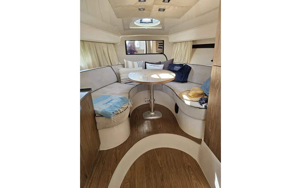 slider 18 Sessa Marine C32