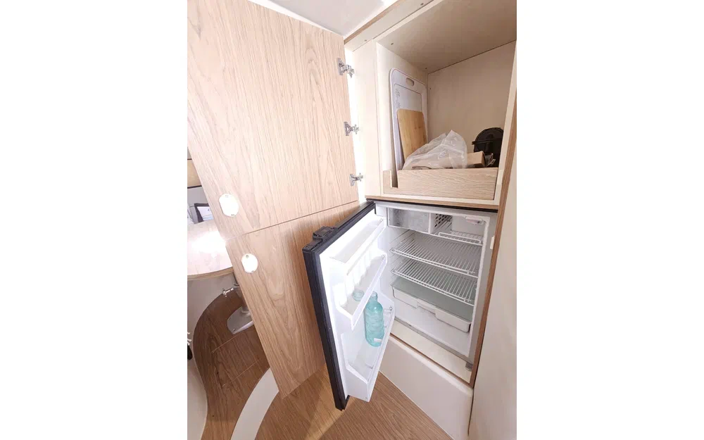 slider 22 Sessa Marine C32