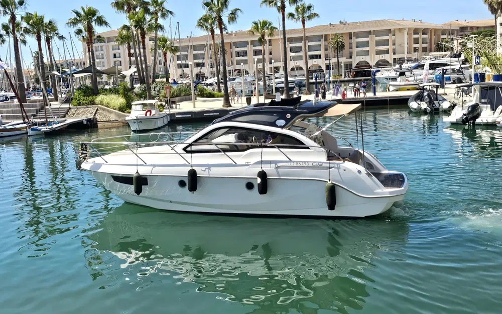 slider 2 Sessa Marine C32