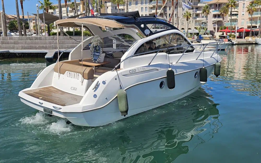 slider 3 Sessa Marine C32