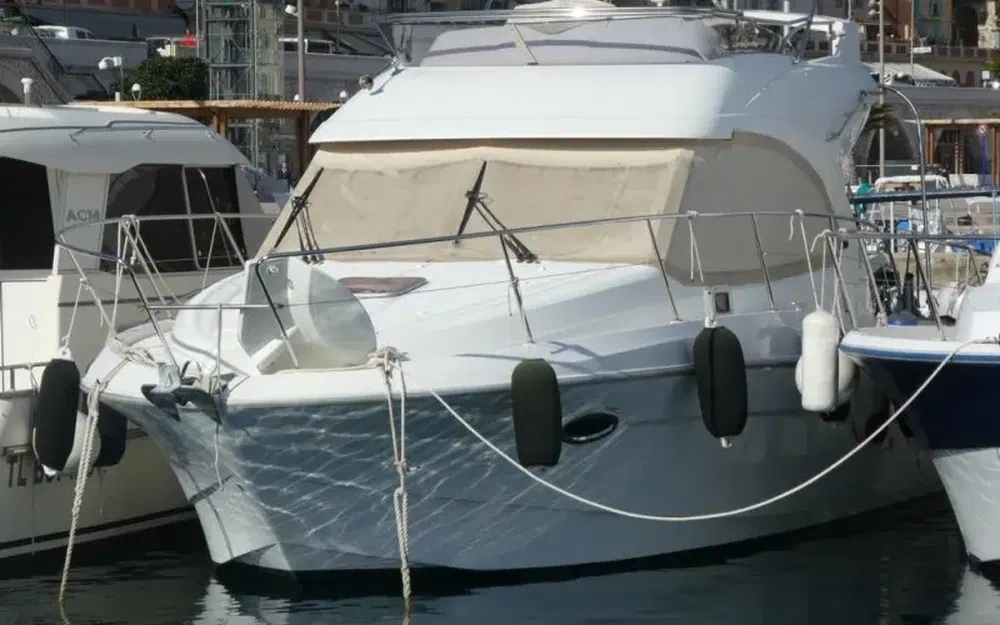 slider 0 Beneteau Antares 30 Fly