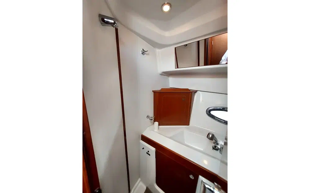 slider 21 Beneteau Antares 30 Fly