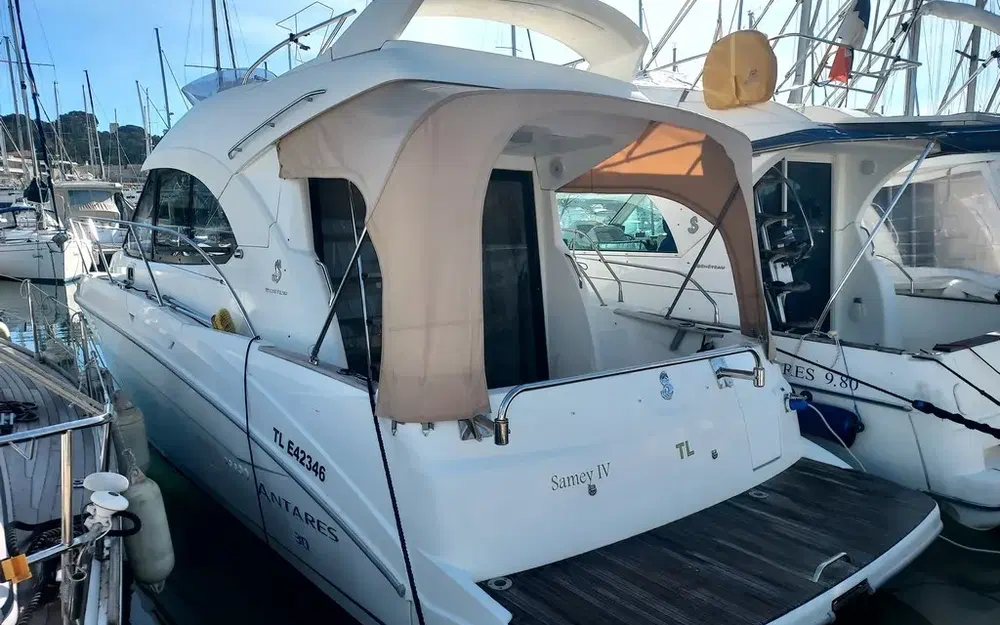 slider 31 Beneteau Antares 30 Fly