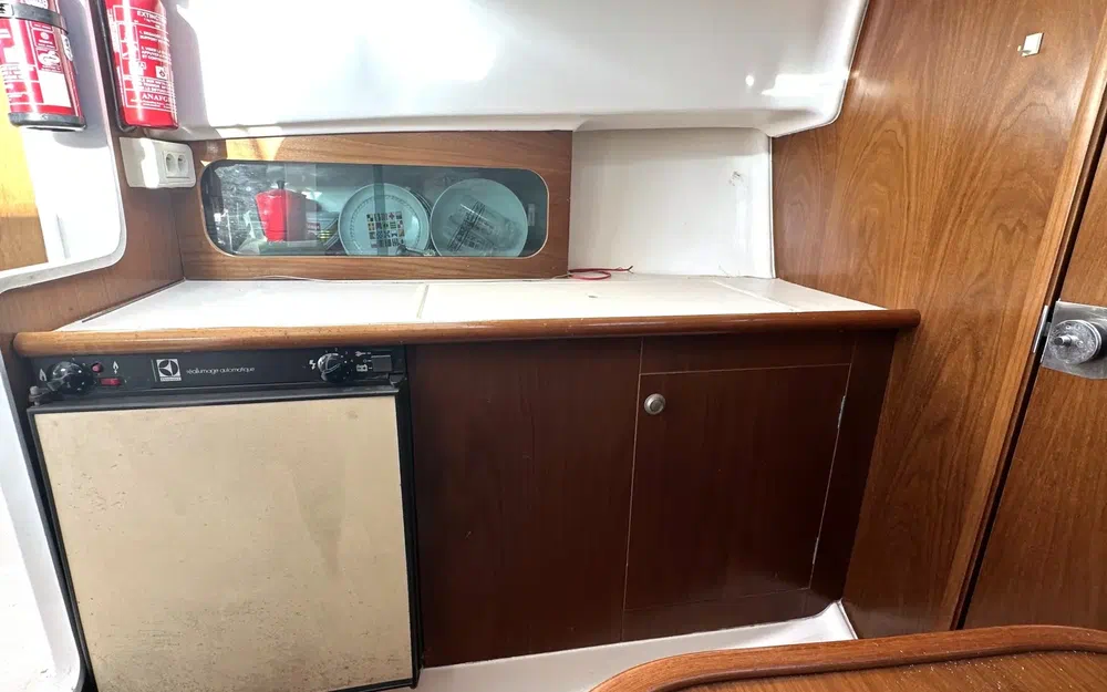 slider 13 Beneteau Antares 710