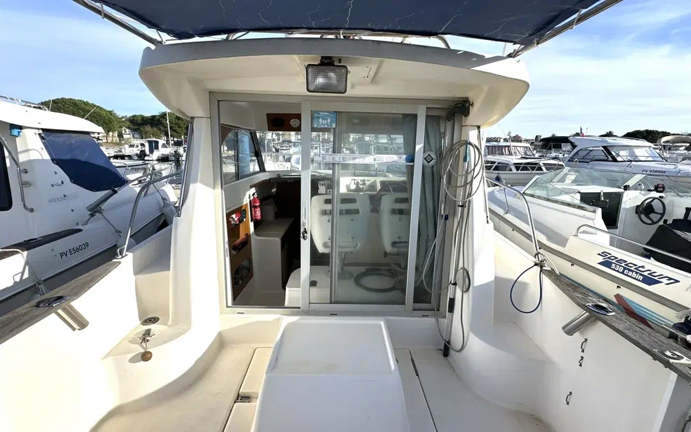 slider 2 Beneteau Antares 710