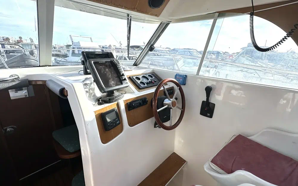 slider 4 Beneteau Antares 710