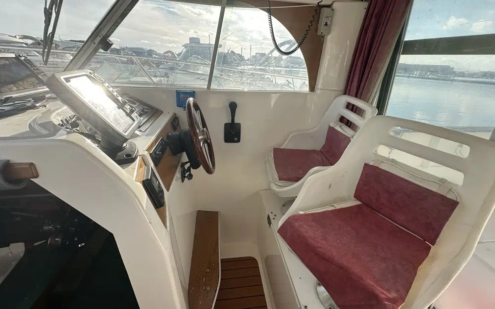 slider 6 Beneteau Antares 710
