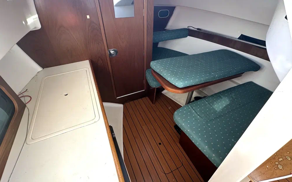 slider 7 Beneteau Antares 710