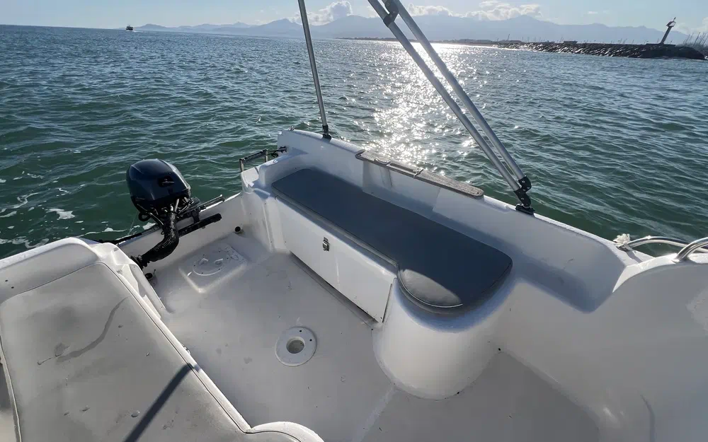 slider 2 B2 Marine Cap Ferret 452