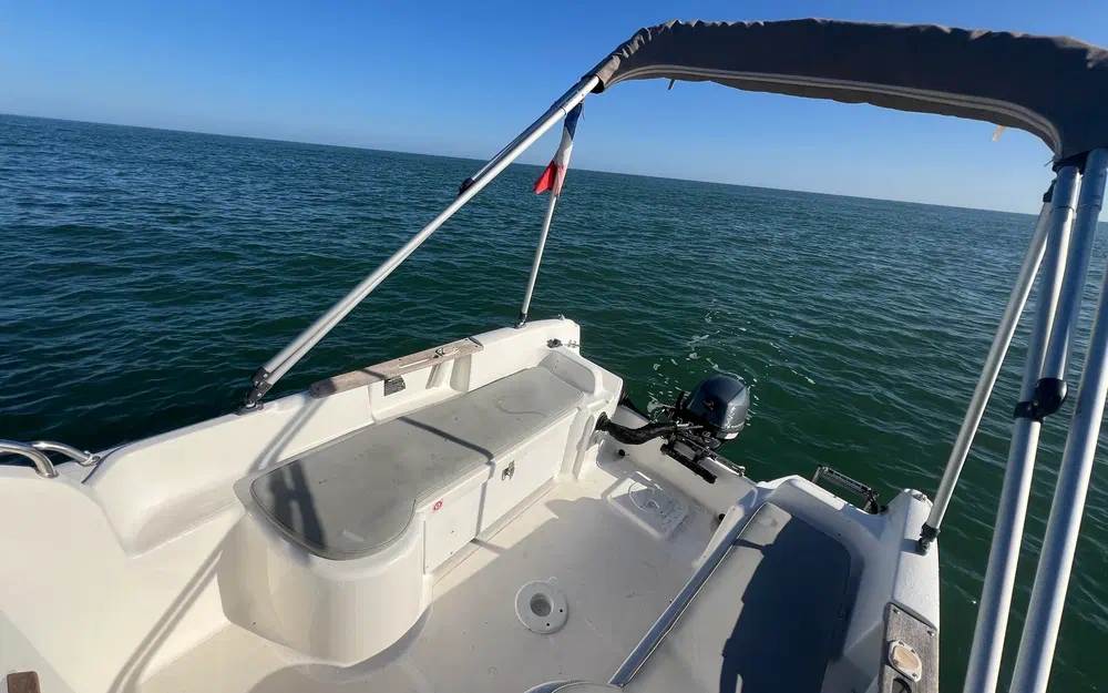 slider 3 B2 Marine Cap Ferret 452