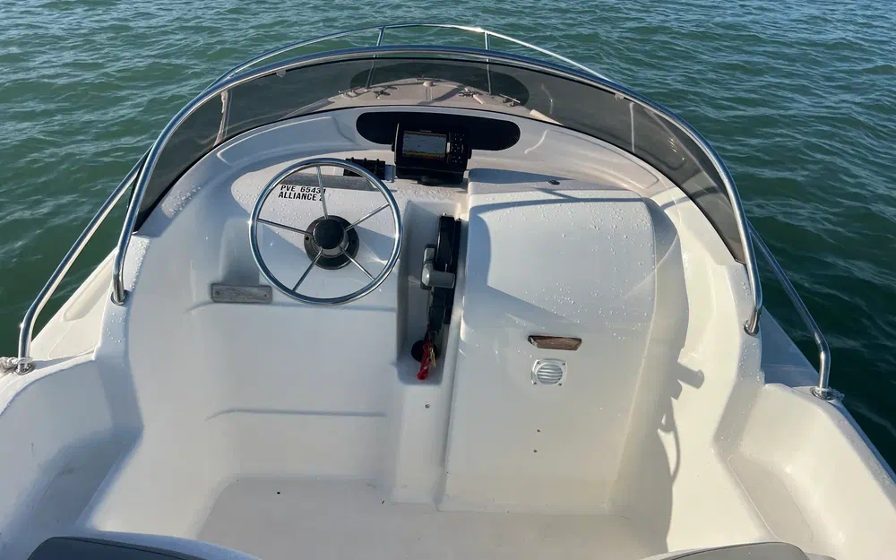 slider 5 B2 Marine Cap Ferret 452