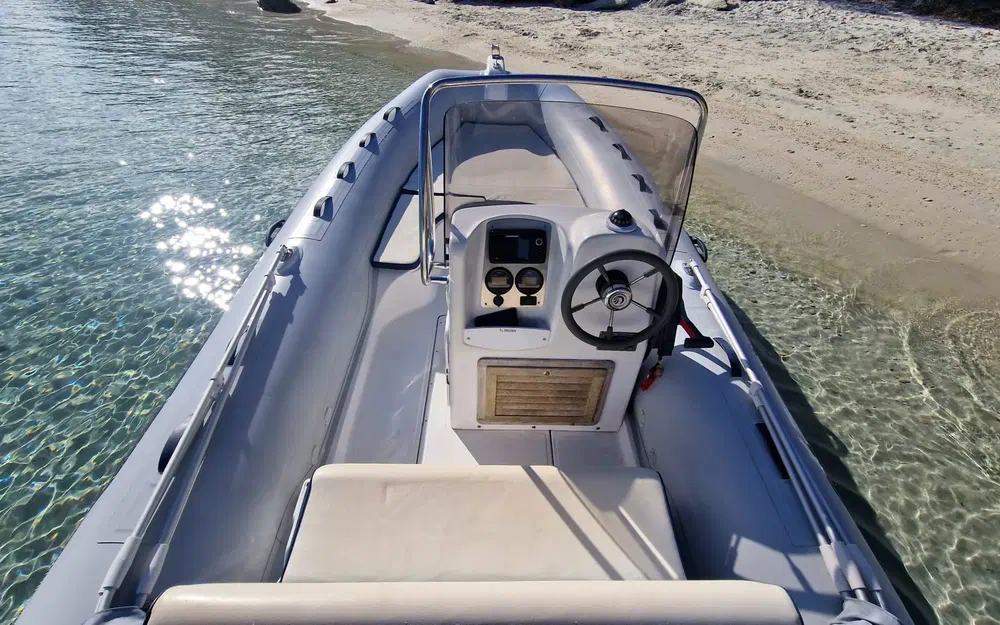 slider 8 Capelli Tempest 500