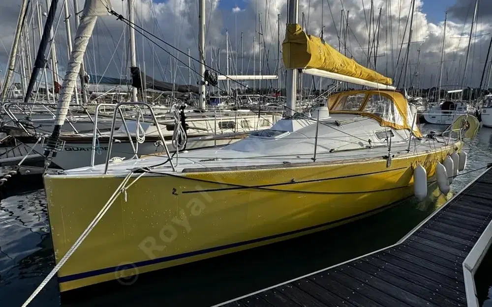 slider 0 Beneteau First 27.7