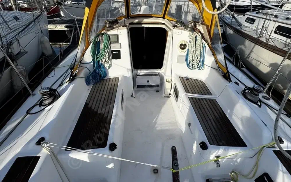 slider 9 Beneteau First 27.7