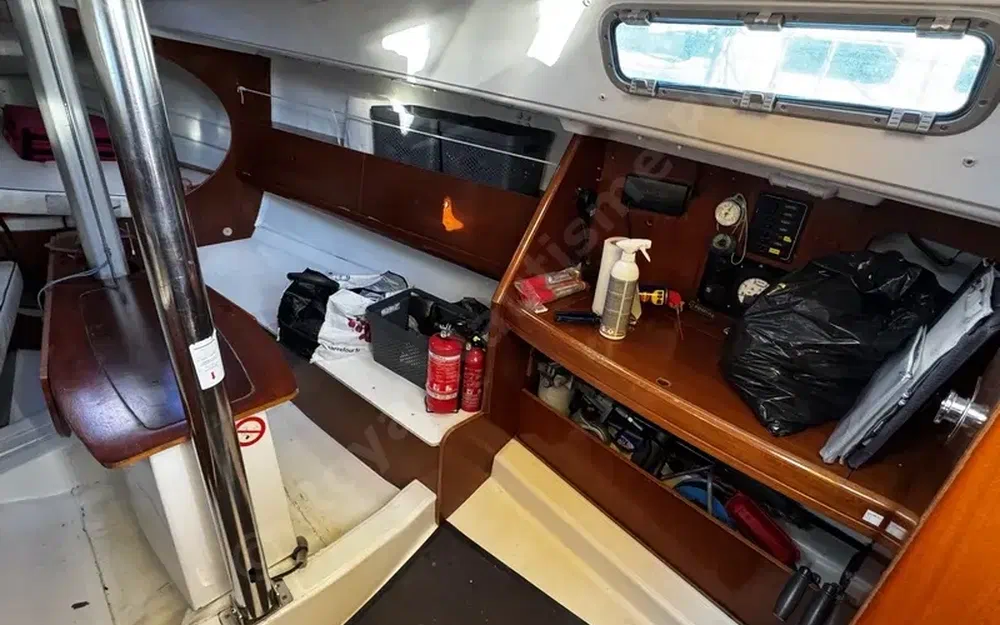 slider 11 Beneteau First 27.7