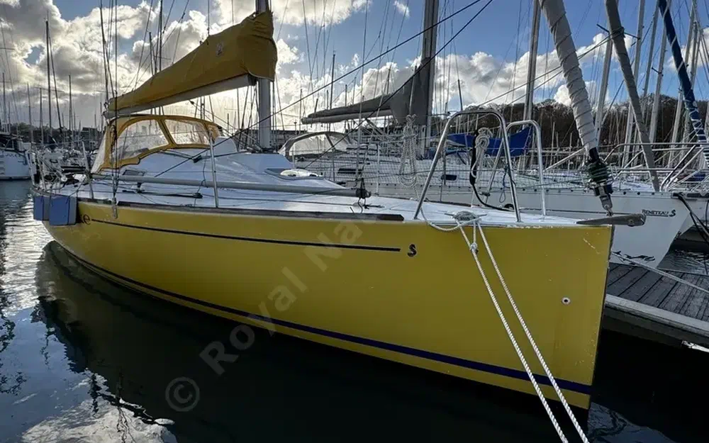 slider 1 Beneteau First 27.7