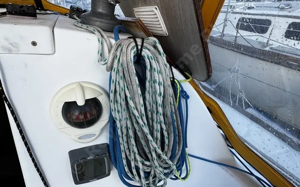 slider 7 Beneteau First 27.7