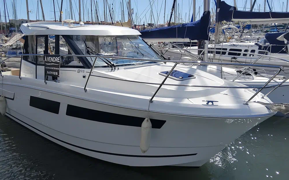 slider 0 Jeanneau Merry Fisher 855