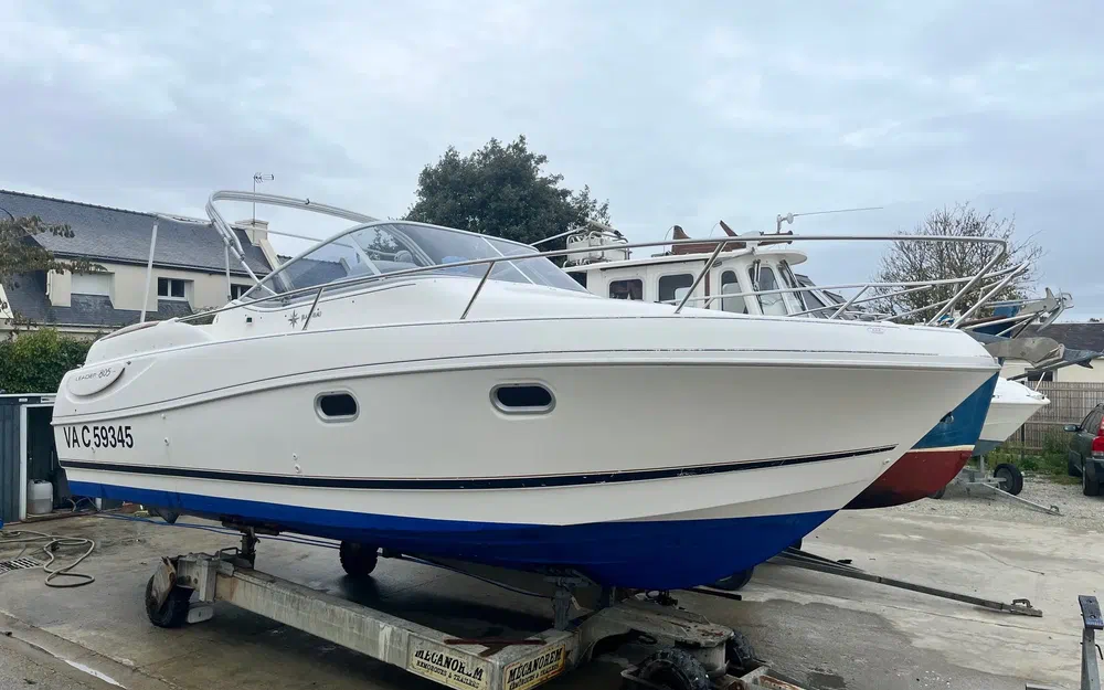 slider 0 Jeanneau Leader 805