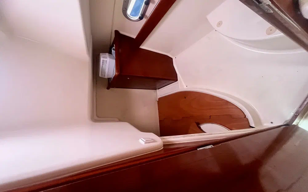 slider 19 Jeanneau Leader 805