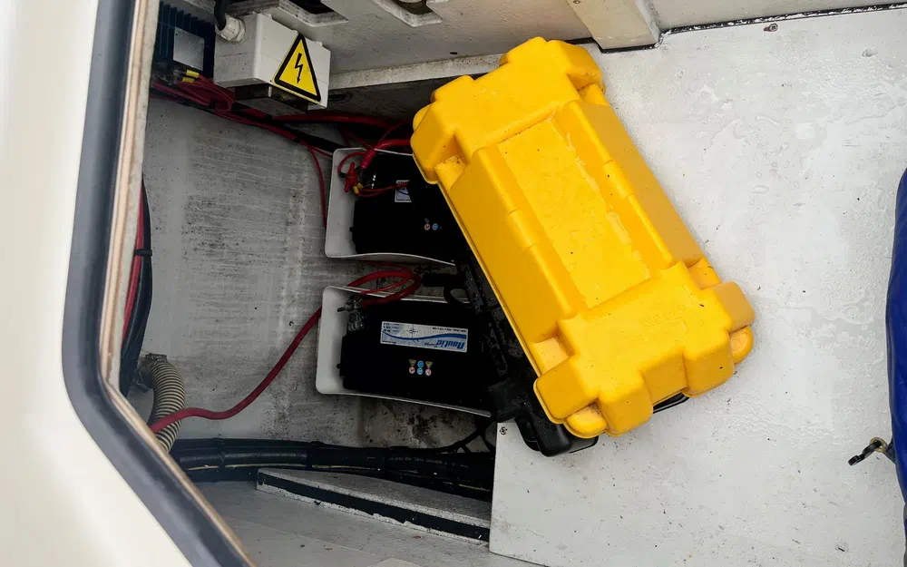 slider 22 Jeanneau Leader 805