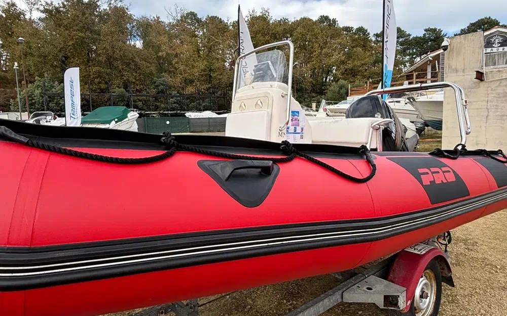 slider 15 Zodiac Pro 16 Man