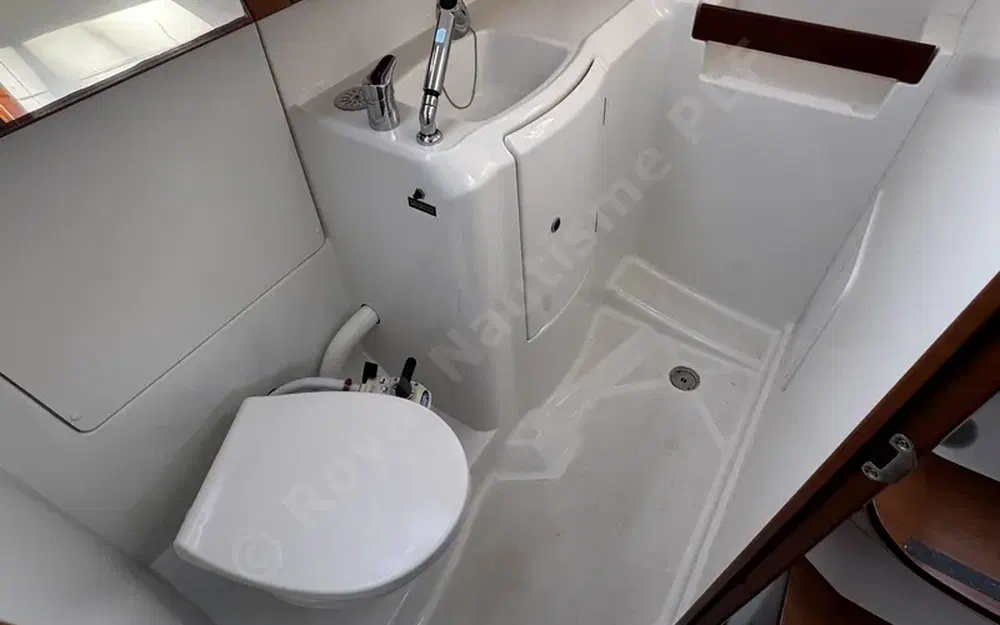 slider 16 Beneteau Oceanis 34