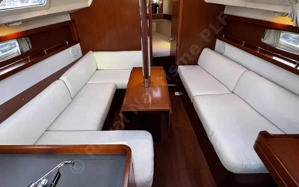 slider 19 Beneteau Oceanis 34