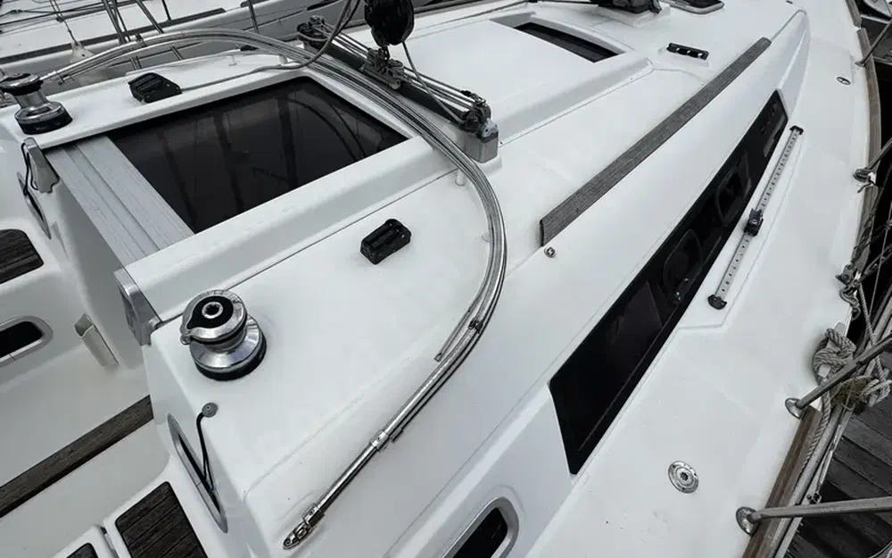 slider 3 Beneteau Oceanis 34