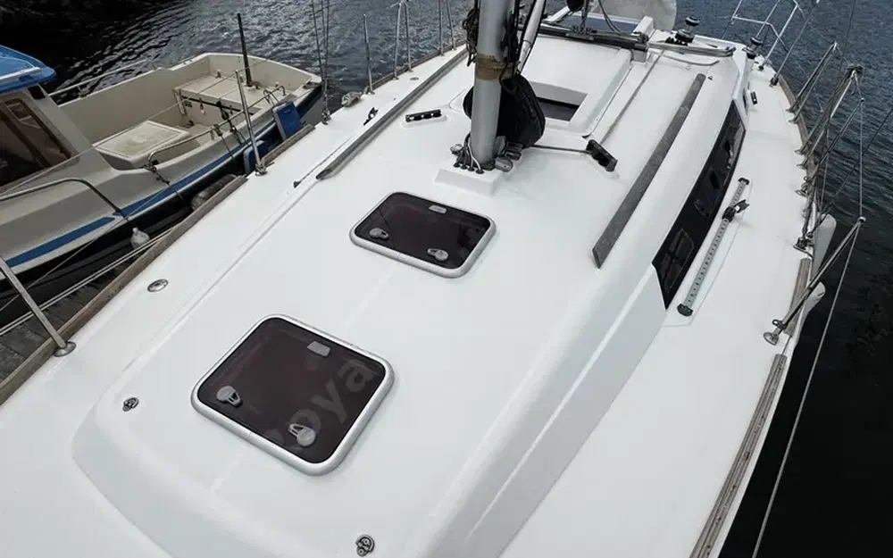 slider 6 Beneteau Oceanis 34