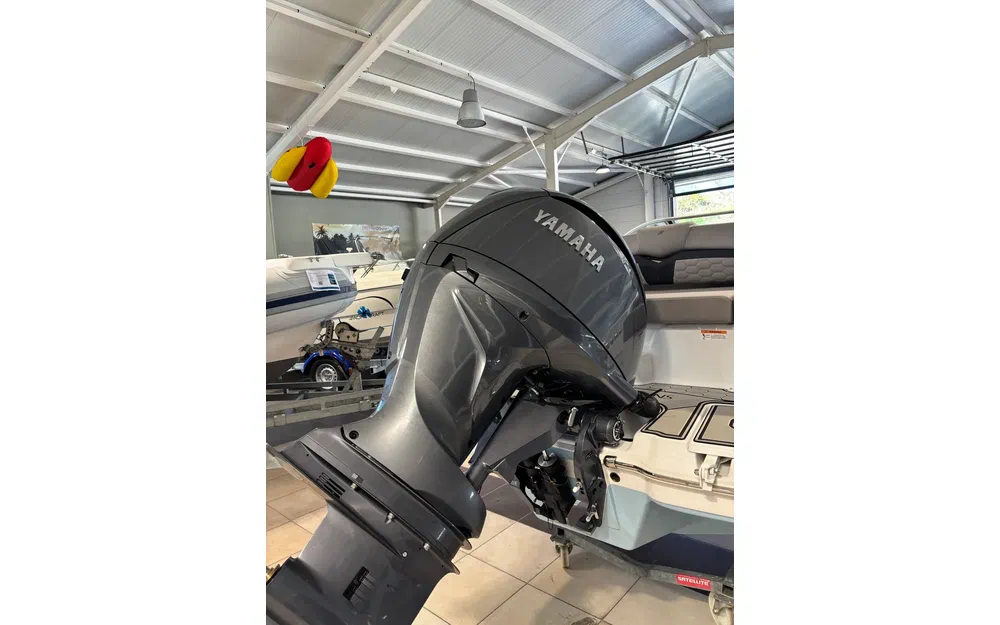 slider 3 Four Winns HD3 OB