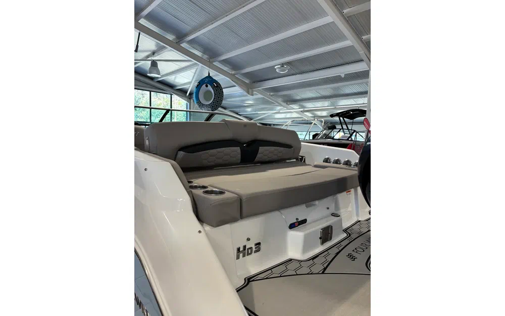 slider 7 Four Winns HD3 OB