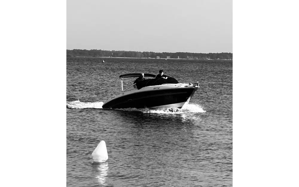 slider 4 Sea Ray 220 Sunsport