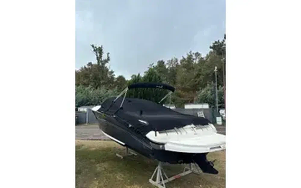slider 3 Sea Ray 220 Sunsport