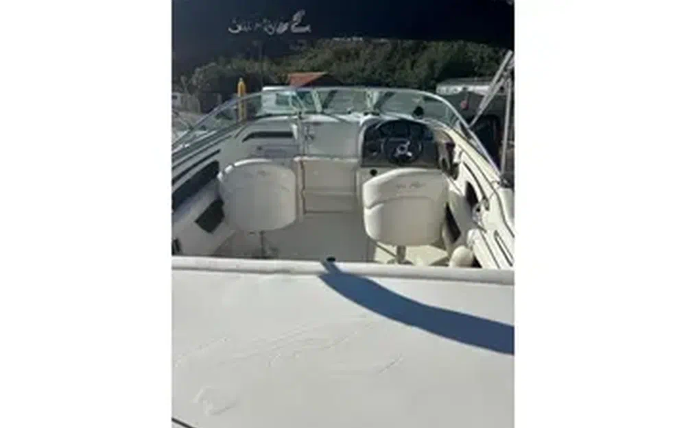 slider 7 Sea Ray 220 Sunsport
