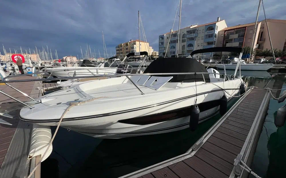 slider 13 Jeanneau CAP CAMARAT 7.5 WA S2