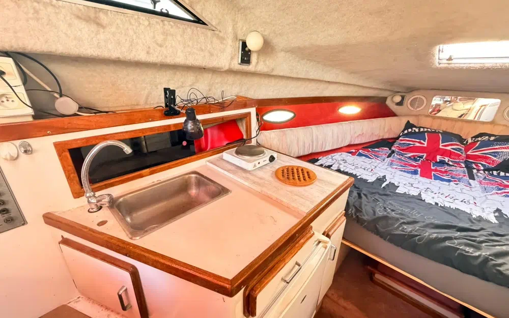 slider 24 Four Winns Vista 245