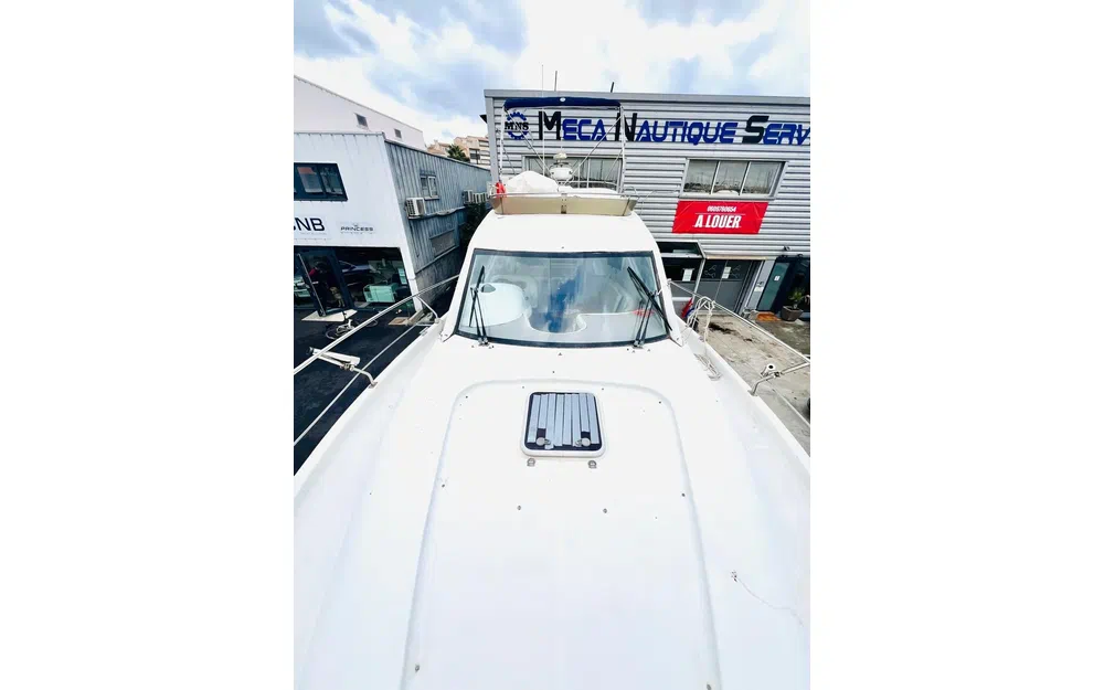 slider 0 ST Boats 34 Cruiser Fly