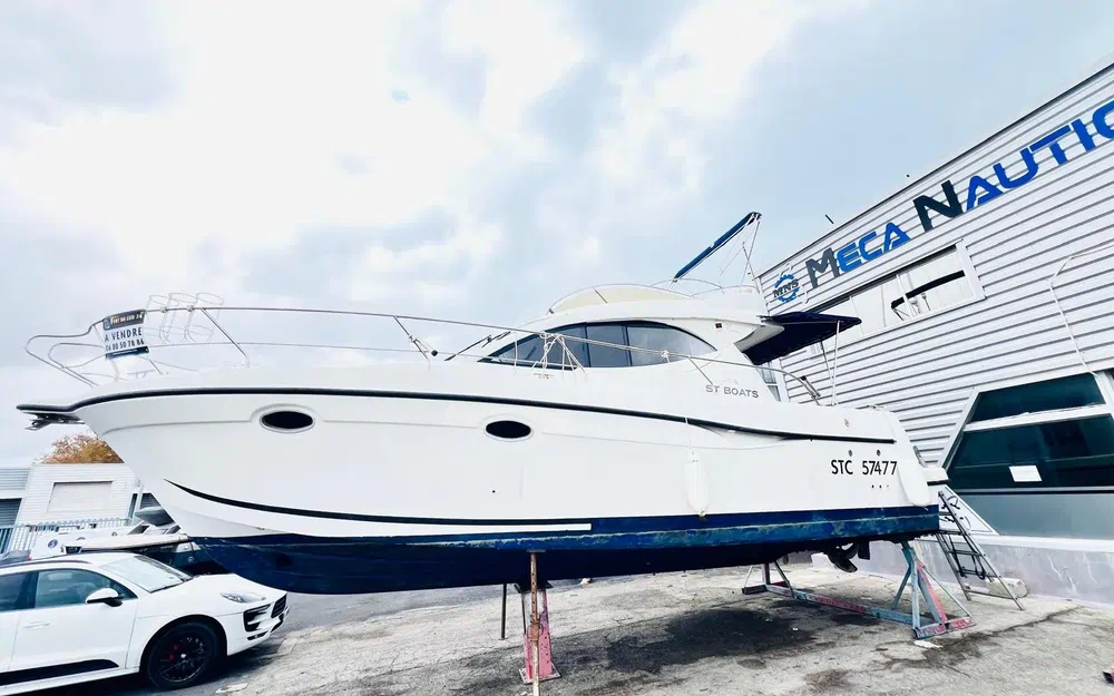 slider 2 ST Boats 34 Cruiser Fly