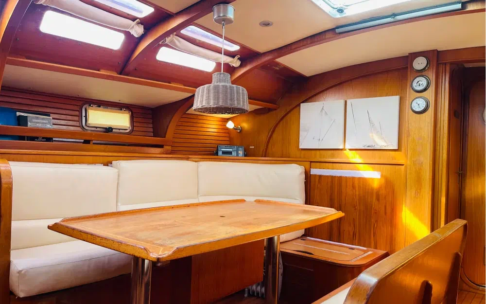 slider 11 Jeanneau Sun Kiss 47